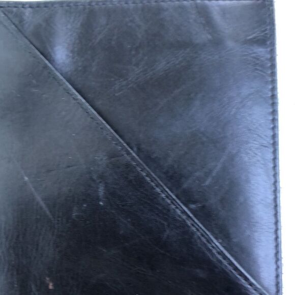 Wilson leather travel, wallet - Picture 2 of 5